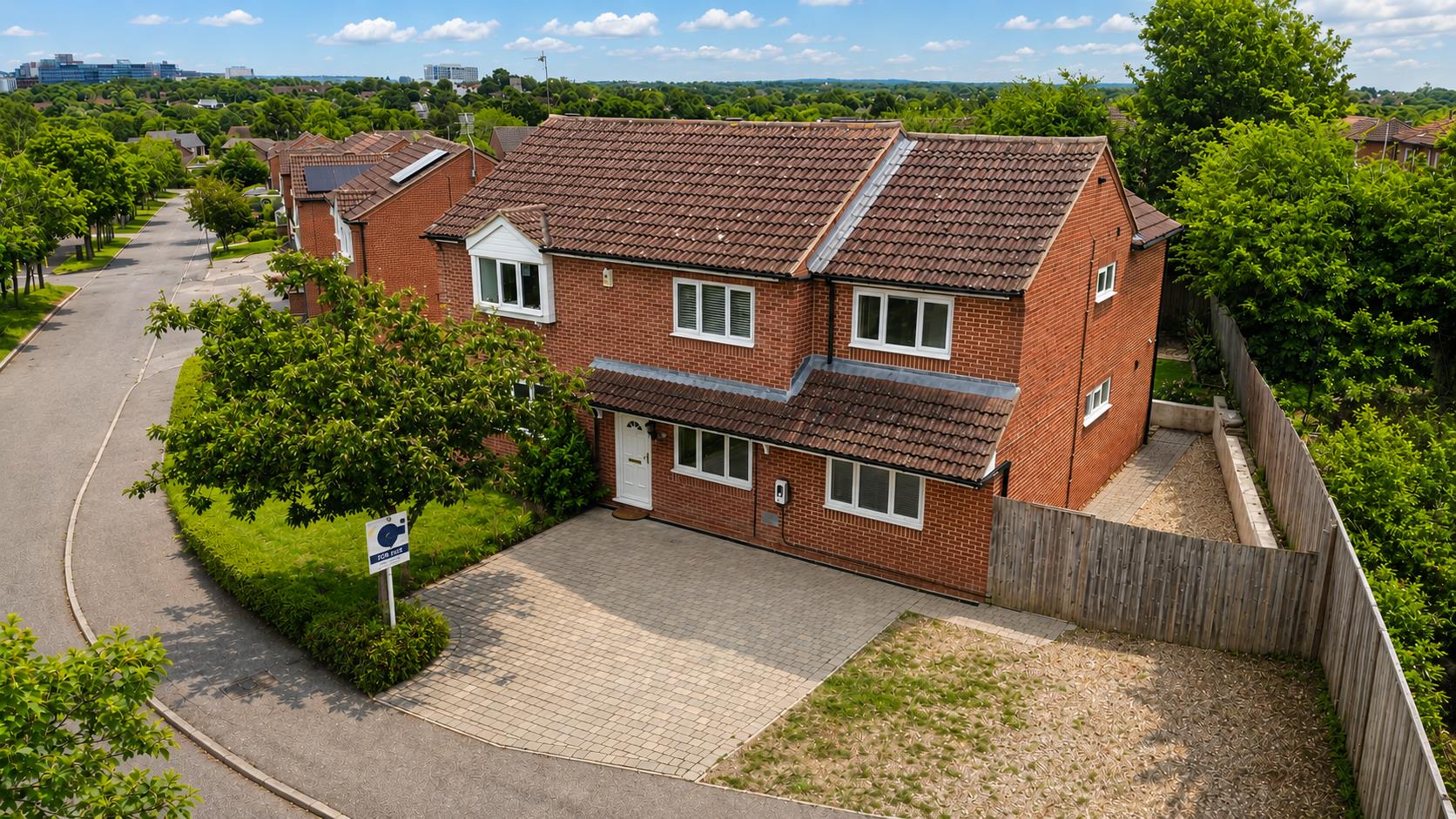 3 bed property in Attingham Hill, Milton Keynes